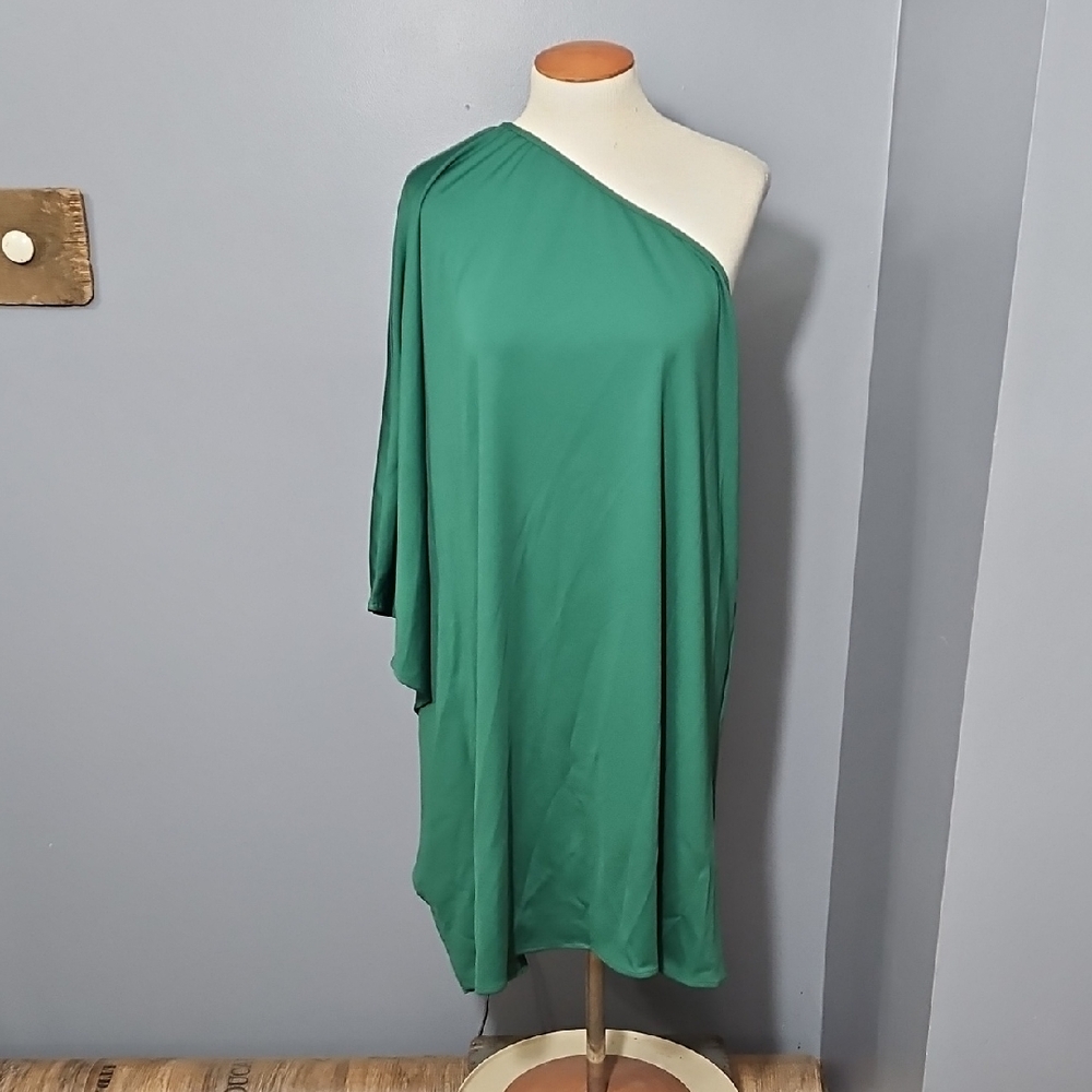 Zilezile One Shoulder, Green Party Dress, Size XXL